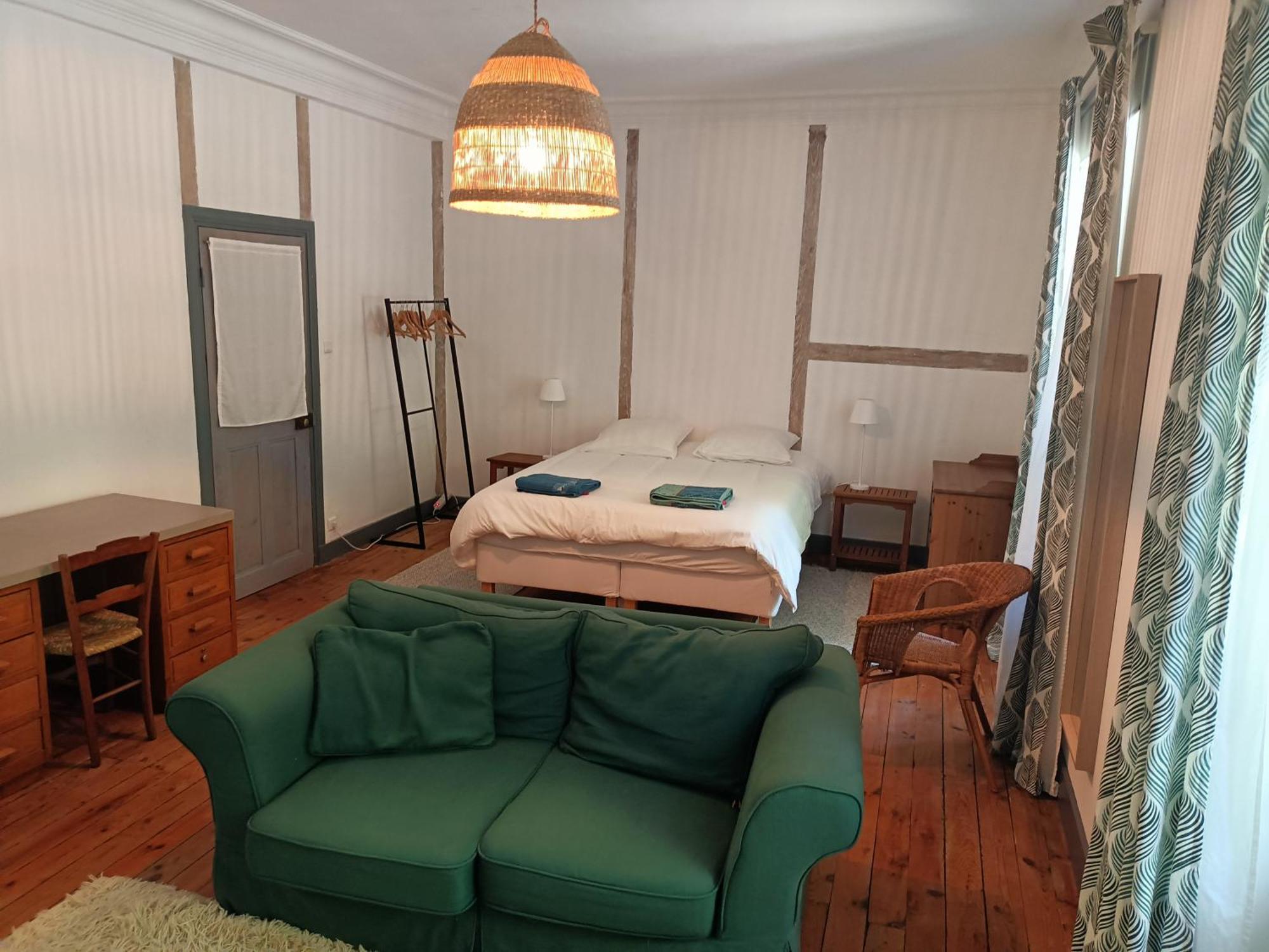 Villa L'ancienne école à Sainte-Marguerite-Lafigère Extérieur photo